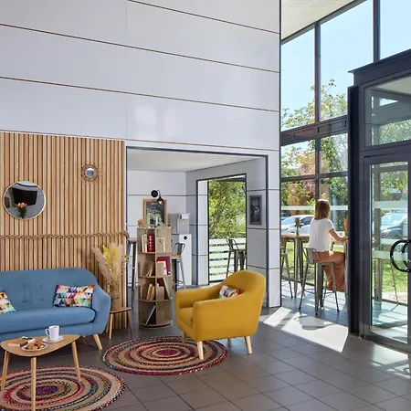 アパートホテル Zenitude Hotel-residences Bordeaux Aeroport 3*