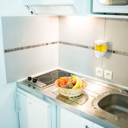 Zenitude Hotel-residences Bordeaux Aeroport 3*