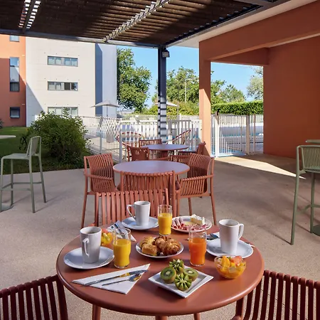 Zenitude Hotel-residences Bordeaux Aeroport Aparthotel 3*