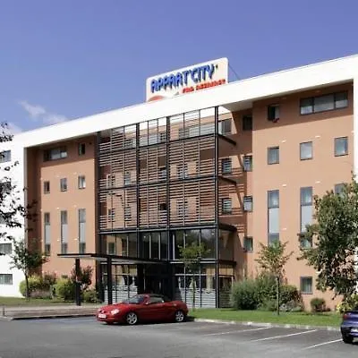Zenitude Hotel-residences Bordeaux Aeroport 3* Мериньяк