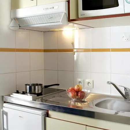 Zenitude Hotel-residences Bordeaux Aeroport 3*