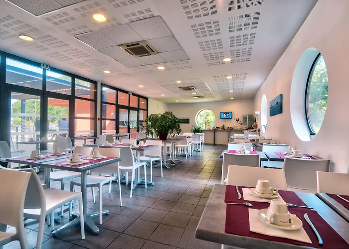 Zenitude Hotel-residences Bordeaux Aeroport Aparthotel Mérignac